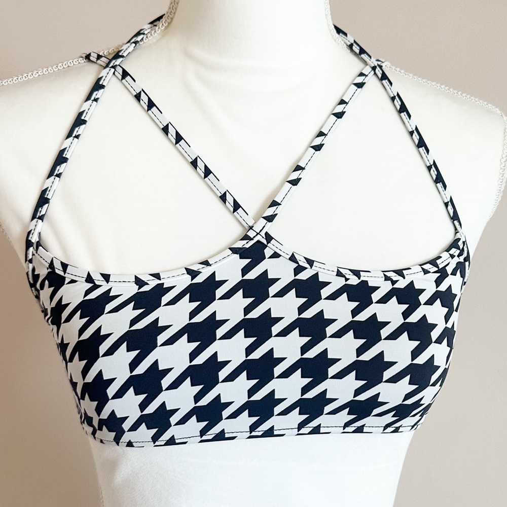 Frankies Bikini Aleisha Eco Bikini Top size M - Picture 2 of 8